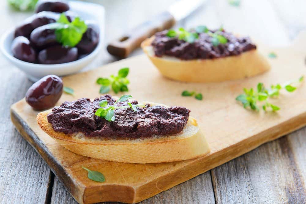 Paté de aceitunas negras